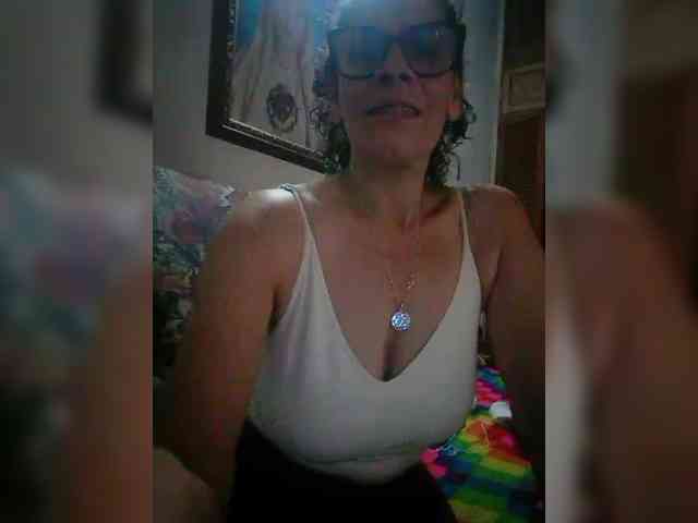 Linamilf70 webcam
