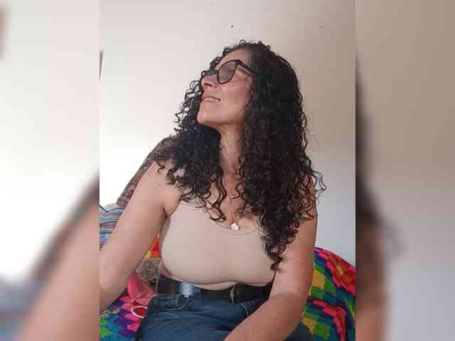Linamilf70 webcam
