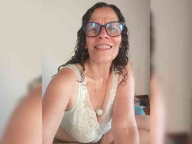 Linamilf70 webcam