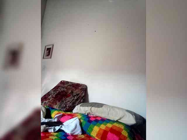 Linamilf70 webcam