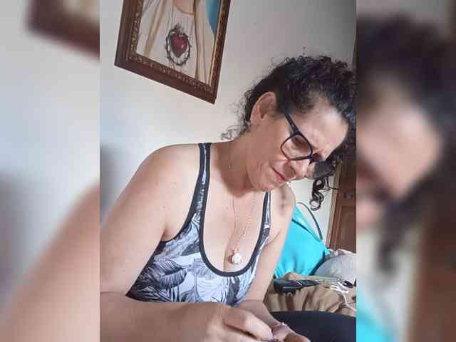 Linamilf70 webcam