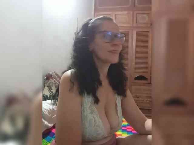 Linamilf70 webcam