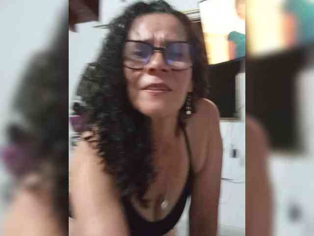 Linamilf70 webcam