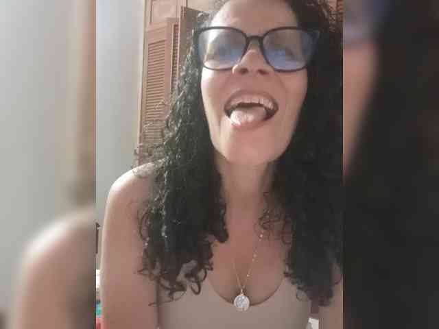 Linamilf70 webcam