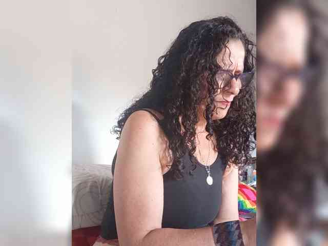 Linamilf70 webcam