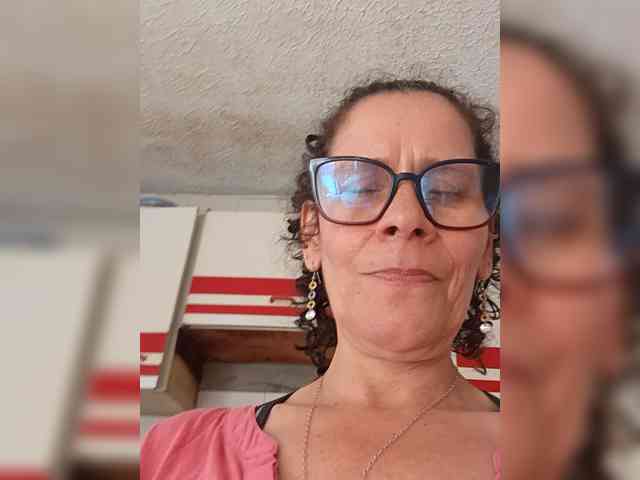 Linamilf70 webcam