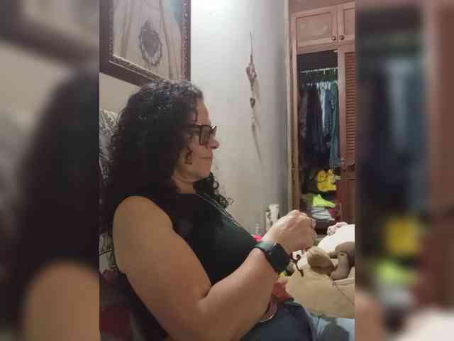 Linamilf70 webcam