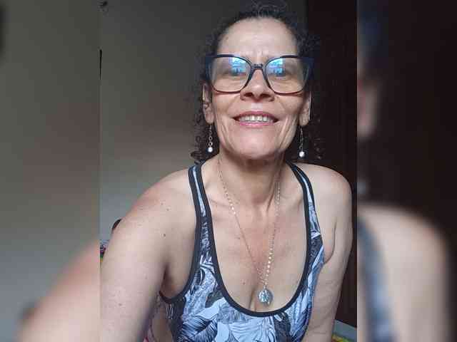 Linamilf70 webcam