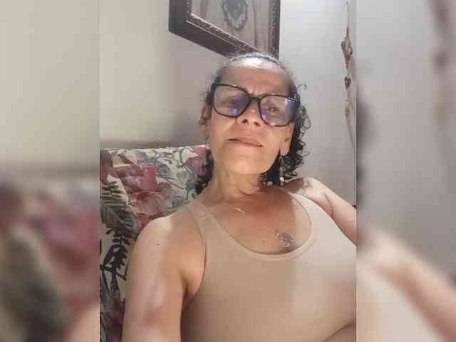 Linamilf70 webcam