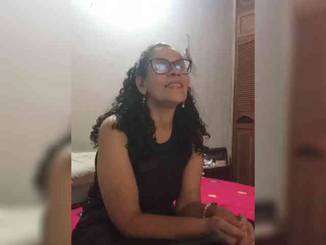 Linamilf70 webcam