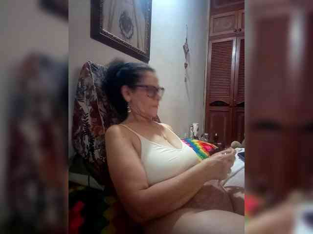 Linamilf70 webcam