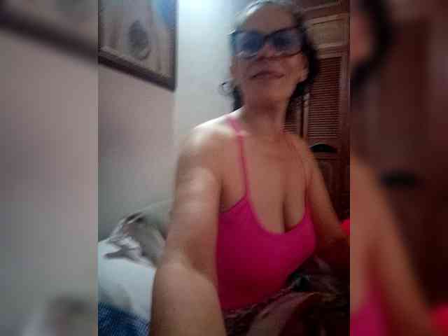 Linamilf70 webcam