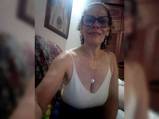 Linamilf70 webcam