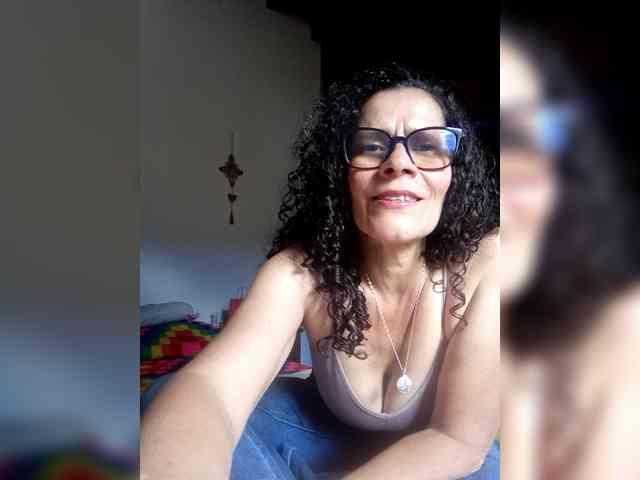 Linamilf70 webcam