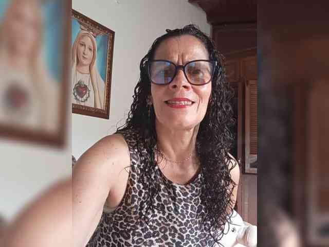 Linamilf70 webcam