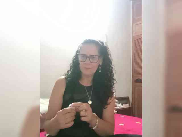 Linamilf70 webcam