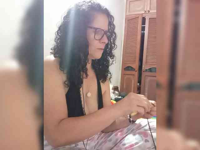 Linamilf70 webcam