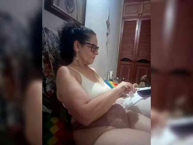 Linamilf70 webcam