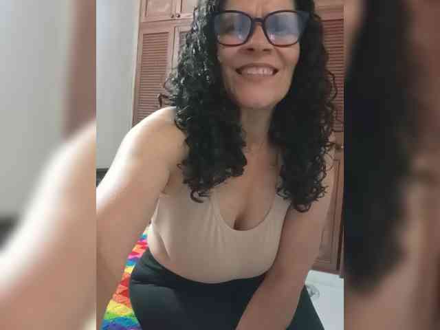 Linamilf70 webcam