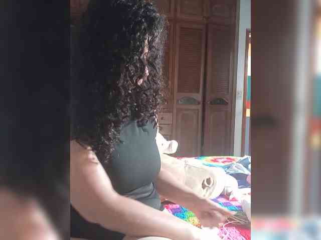 Linamilf70 webcam