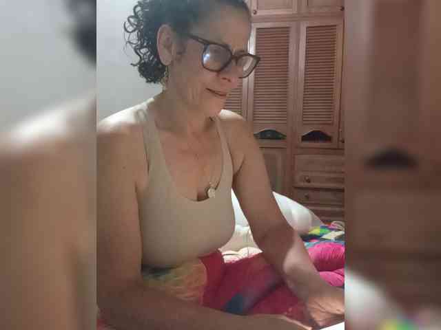 Linamilf70 webcam