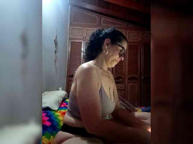 Linamilf70 webcam