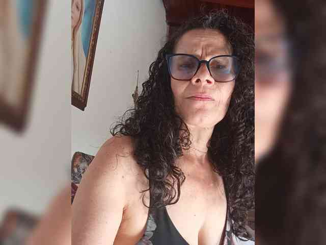 Linamilf70 webcam