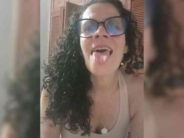 Linamilf70 webcam