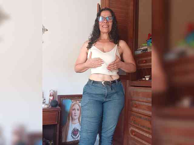 Linamilf70 webcam