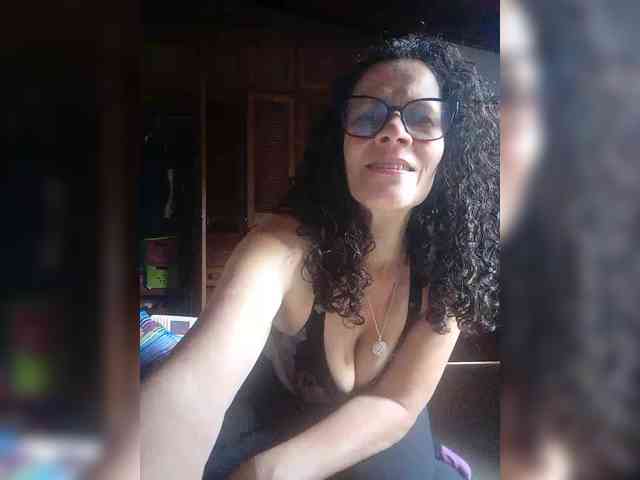 Linamilf70 webcam