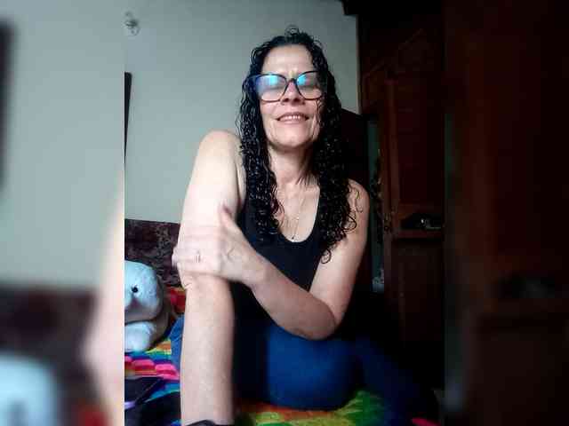 Linamilf70 webcam