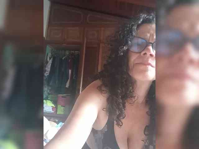 Linamilf70 webcam