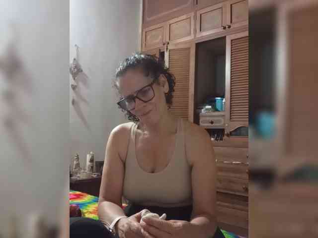 Linamilf70 webcam