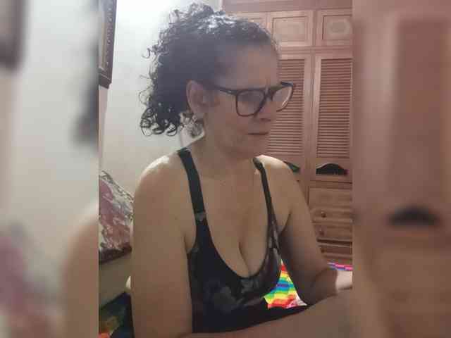 Linamilf70 webcam