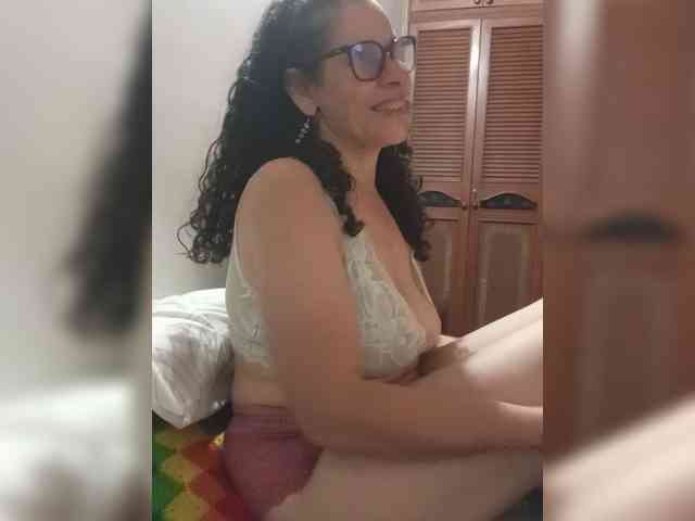 Linamilf70 webcam