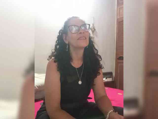Linamilf70 webcam