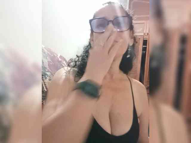 Linamilf70 webcam