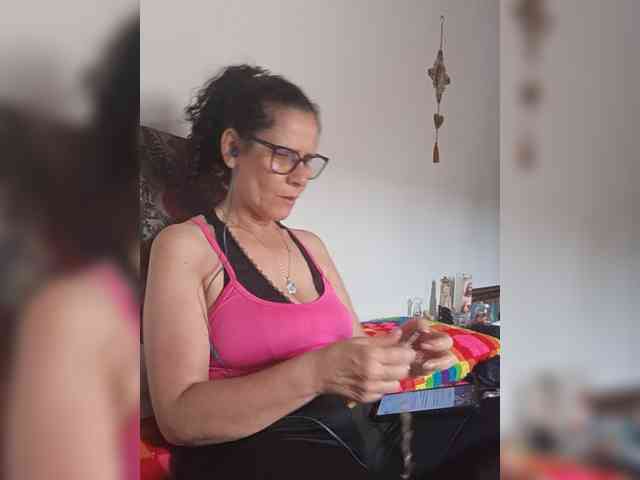 Linamilf70 webcam