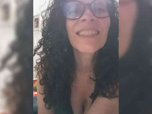 Linamilf70 webcam