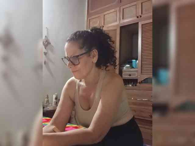 Linamilf70 webcam