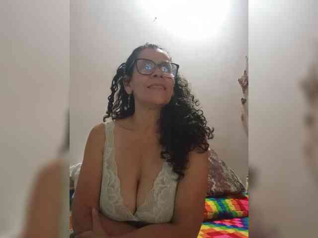 Linamilf70 webcam