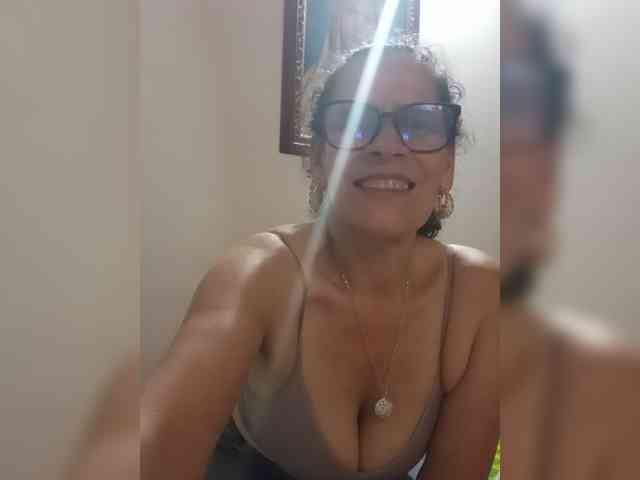Linamilf70 webcam