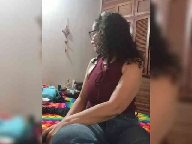 Linamilf70 webcam