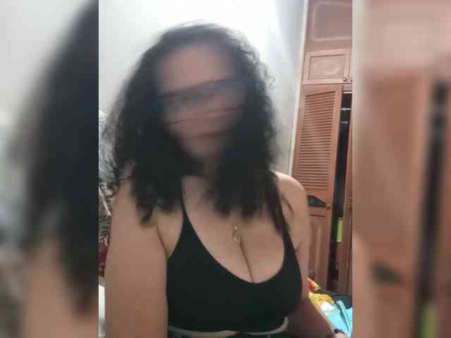 Linamilf70 webcam