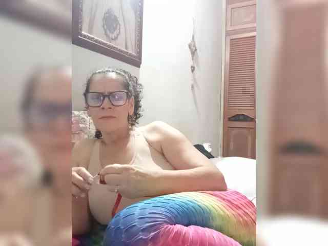Linamilf70 webcam