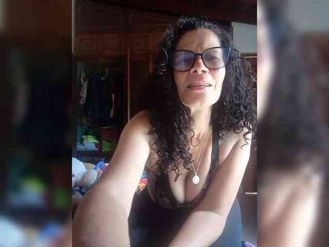 Linamilf70 webcam