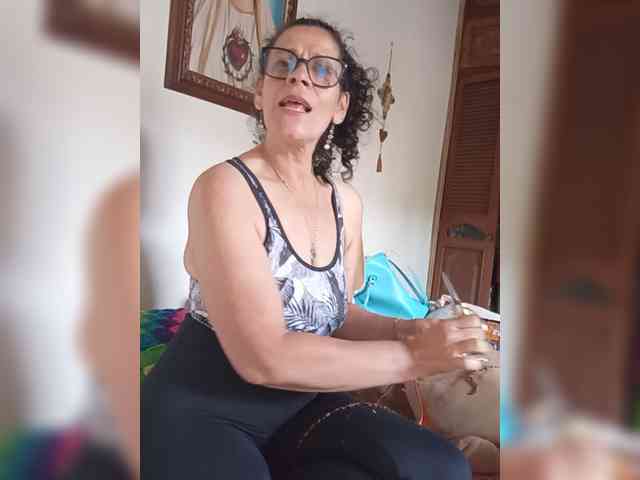 Linamilf70 webcam