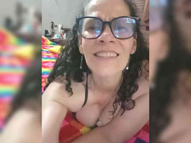 Linamilf70 webcam