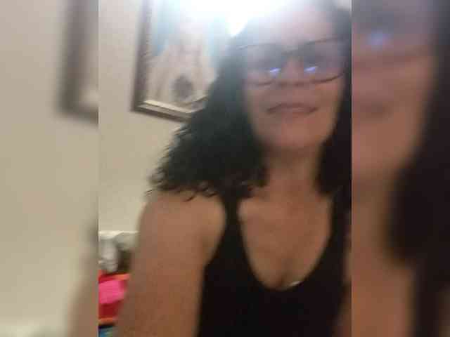 Linamilf70 webcam