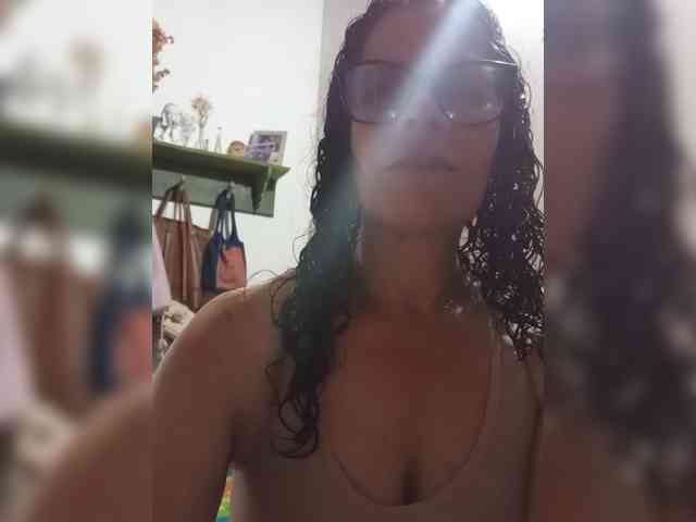 Linamilf70 webcam